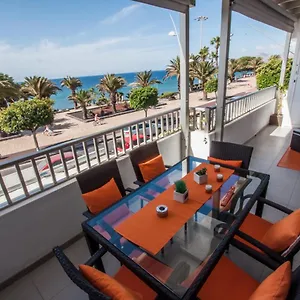 Casa Atlantico On The Front Line With Amazing Sea Views Puerto del Carmen (Lanzarote)